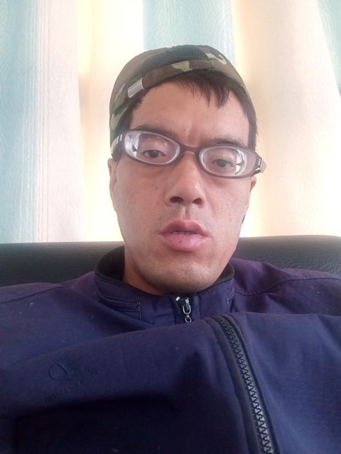 等待有缘人的第三张照片--铜仁蓝颜知己交友网